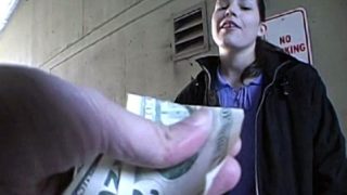 se laisser baiser contre quelques euros