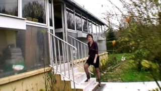 baiser le cul d’une maman à gros seins